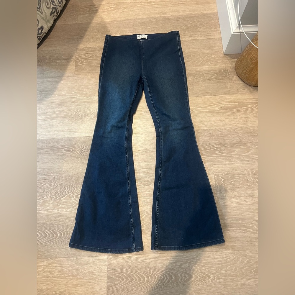 Free People flare‎ jeans.